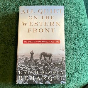 All Quit On The Western Front , paper back